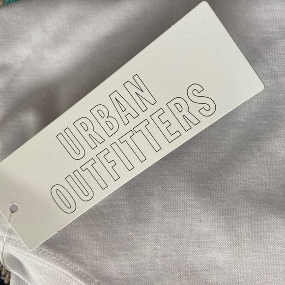 Last Price Urban Outfitters Out From Under Addison T Shirt Cropped WHITE XS - Picture 7 of 16